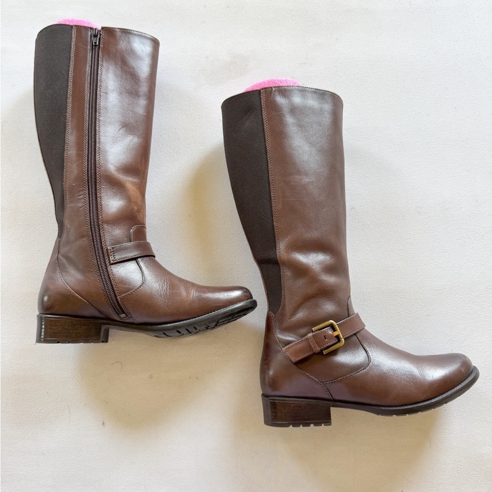 Clarks Tall Brown Leather Riding Boot Womens Size 6 - Picture 2 of 6